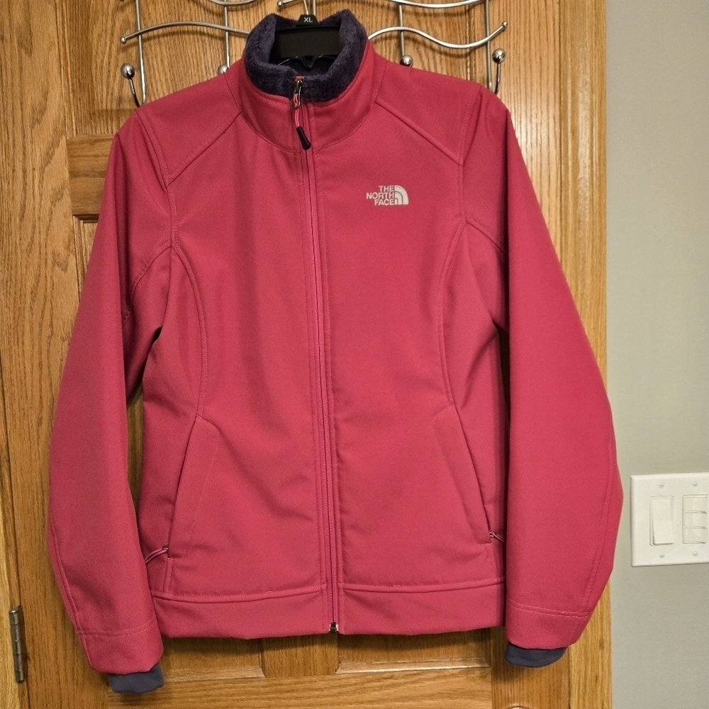 The North Face Soft Shell Fleeced Lined Jacket Pink/purple color size SMALL